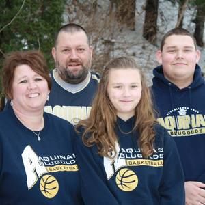 Meet your Posher, Angela